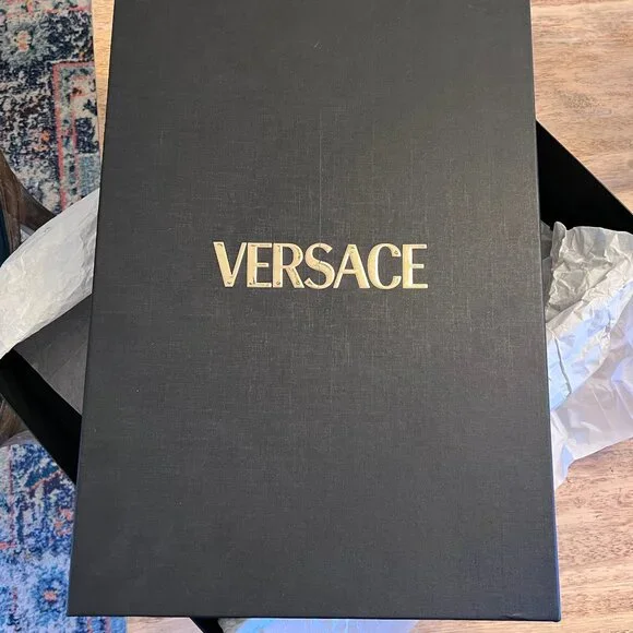 Versace Robe, Red - Picture 4 of 4